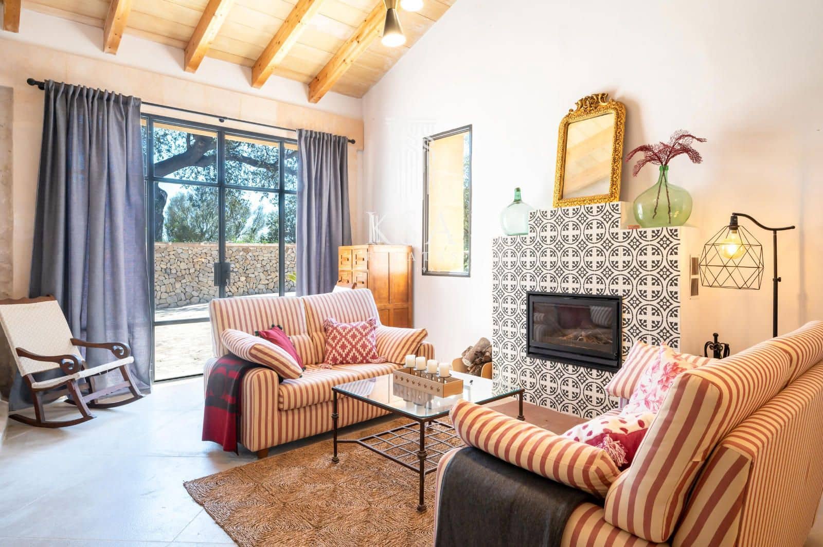 12 soveværelse Finca/Landehus til salg i Montuiri - € 7.000.000 (Ref: 8939837)