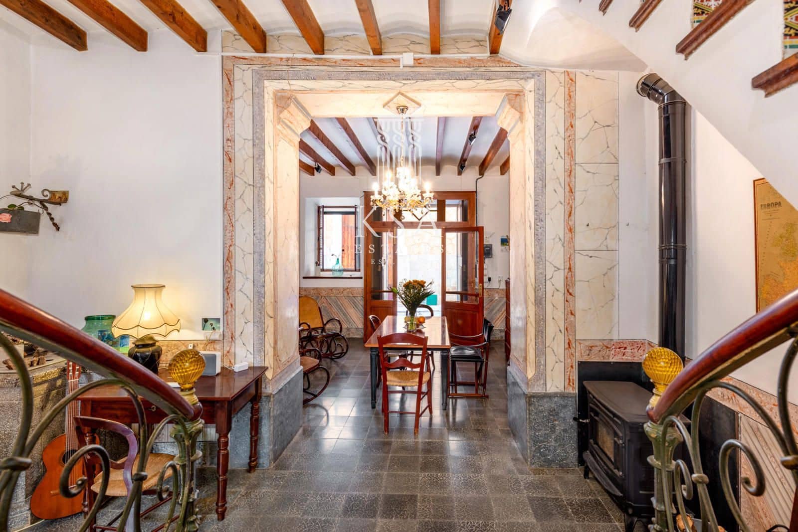 Villa til salgs i Fornalutx - € 615 000 (Ref: 9084242)