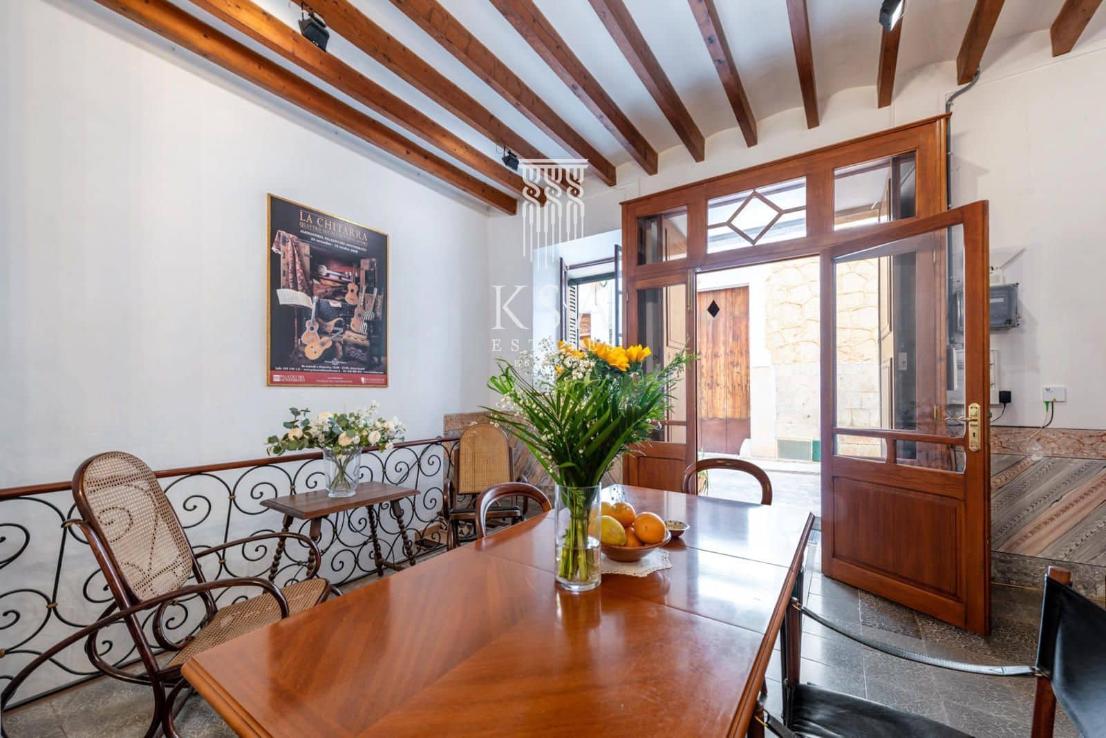 Villa til salgs i Fornalutx - € 615 000 (Ref: 9084242)