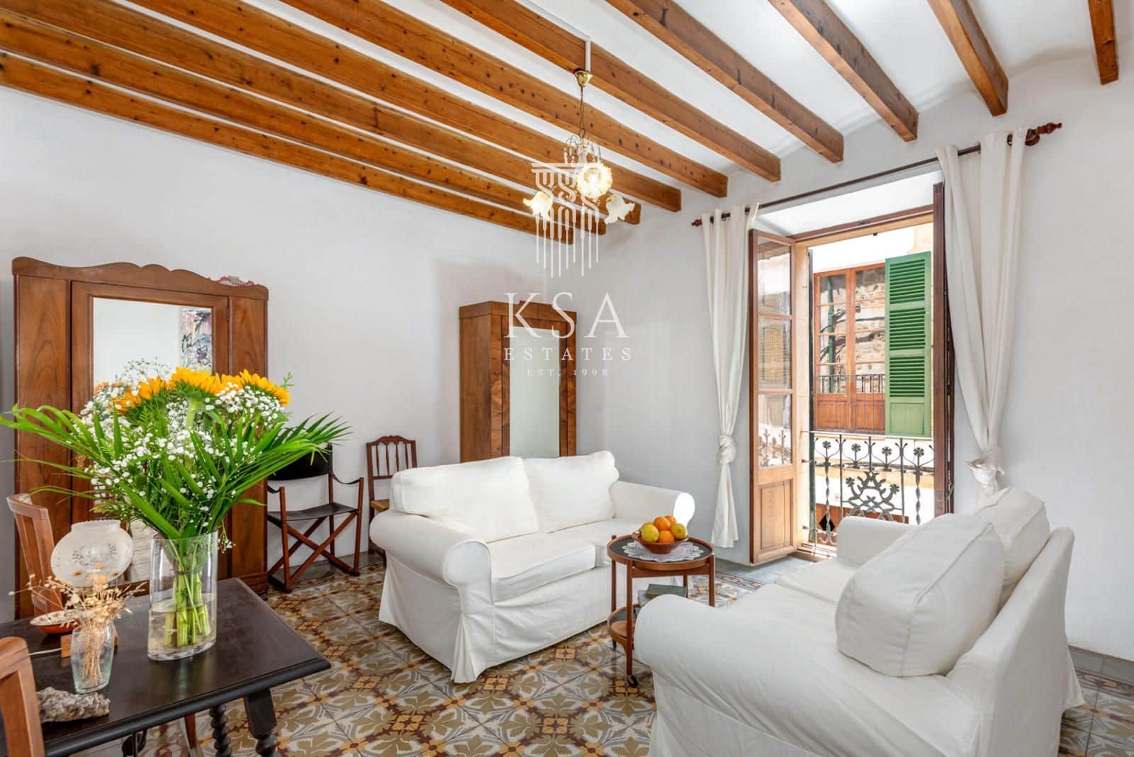 Villa til salgs i Fornalutx - € 615 000 (Ref: 9084242)