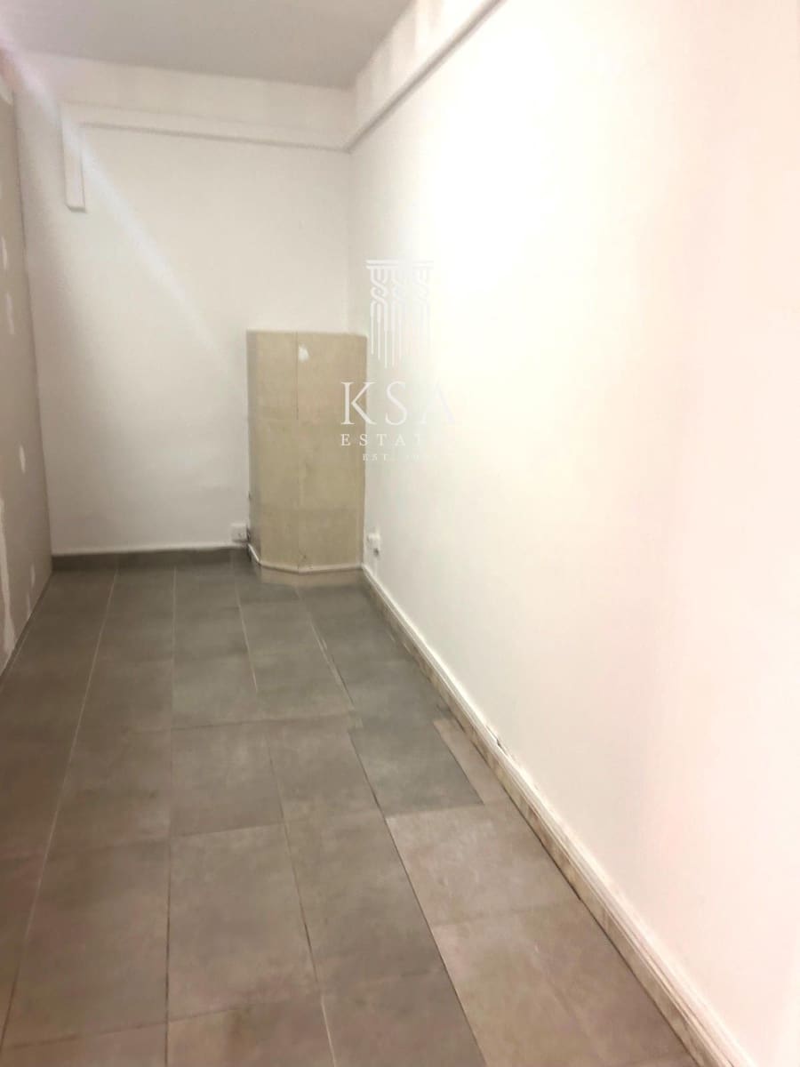 Commercial for sale in Palma de Mallorca - € 350,000 (Ref: 9146624)