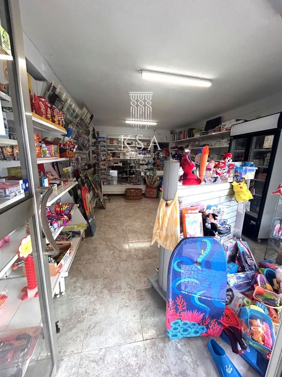 Commercial for sale in Palma de Mallorca - € 350,000 (Ref: 9146624)