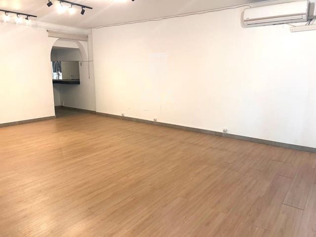 Commercial for sale in Palma de Mallorca - € 350,000 (Ref: 9146624)