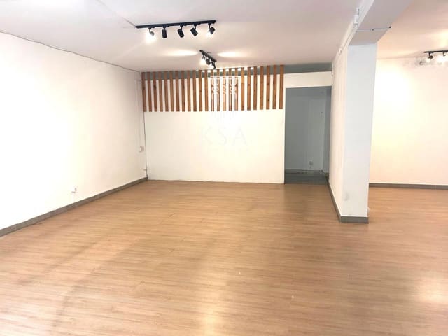 Commercial for sale in Palma de Mallorca - € 350,000 (Ref: 9146624)