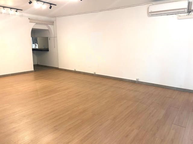 Commercial for sale in Palma de Mallorca - € 350,000 (Ref: 9146624)