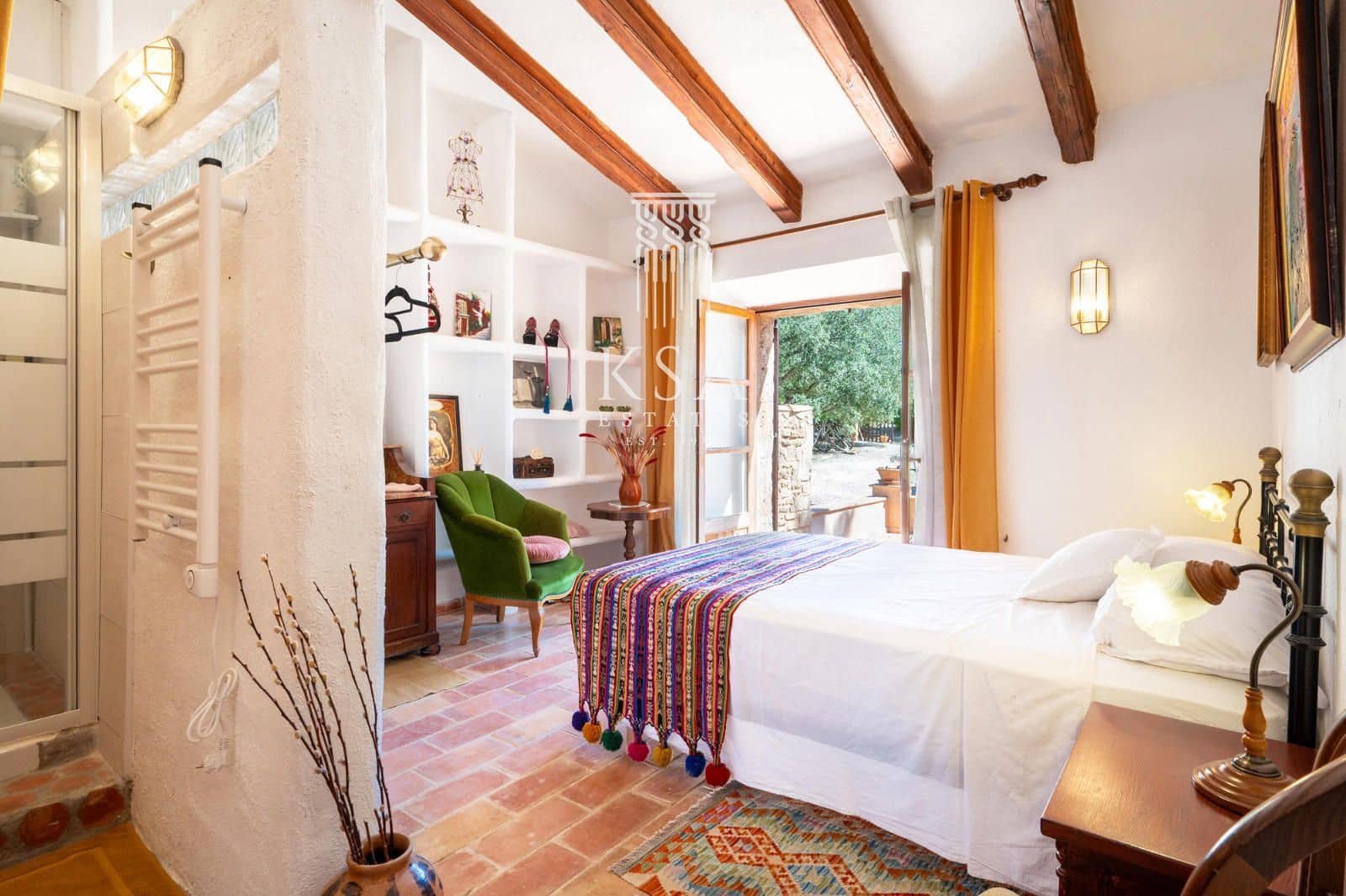 6 makuuhuone Maalaistalo myytävänä paikassa Algaida mukana uima-altaan 
autotalli - 2 750 000 € (Ref: 9230176)