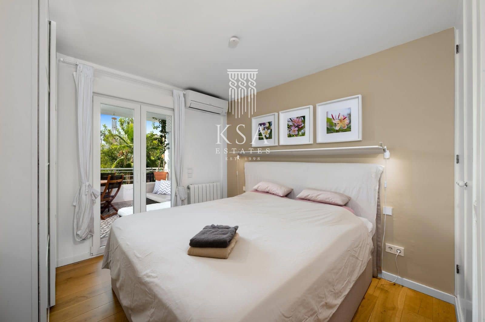 3 bedroom Flat for sale in Cas Catala with garage - € 560,000 (Ref: 9278769)