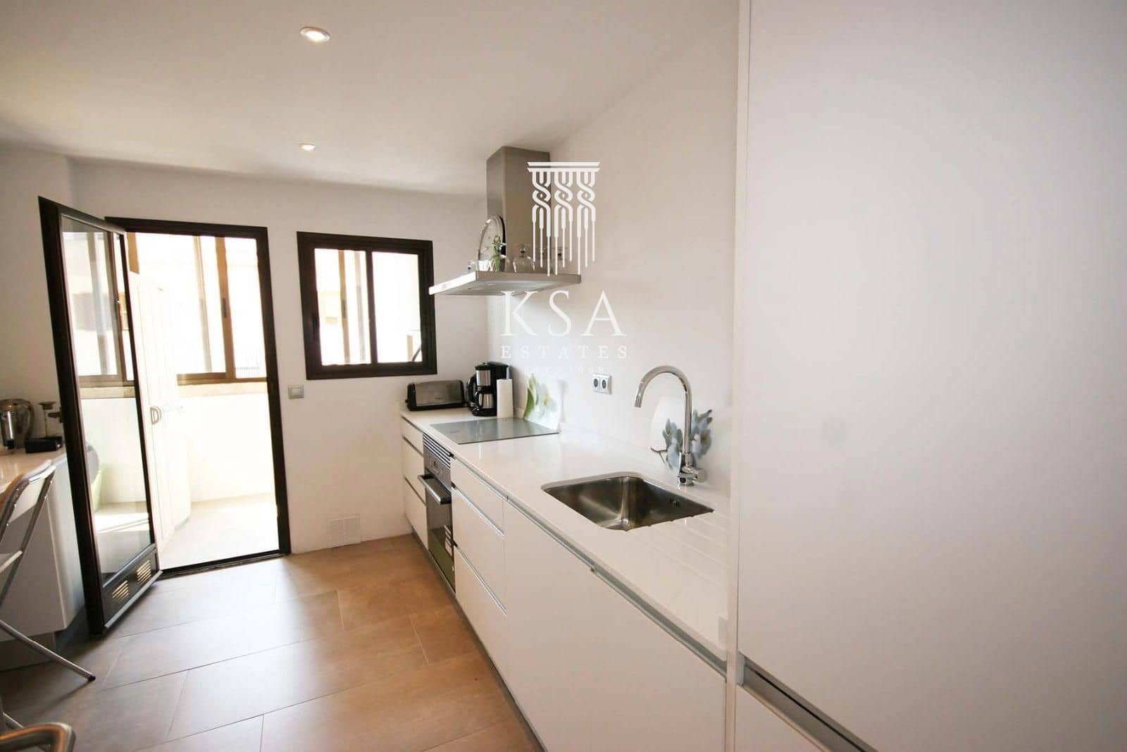 2 soveværelse Penthouse til salg i Cas Catala med swimmingpool garage - € 950.000 (Ref: 9352168)