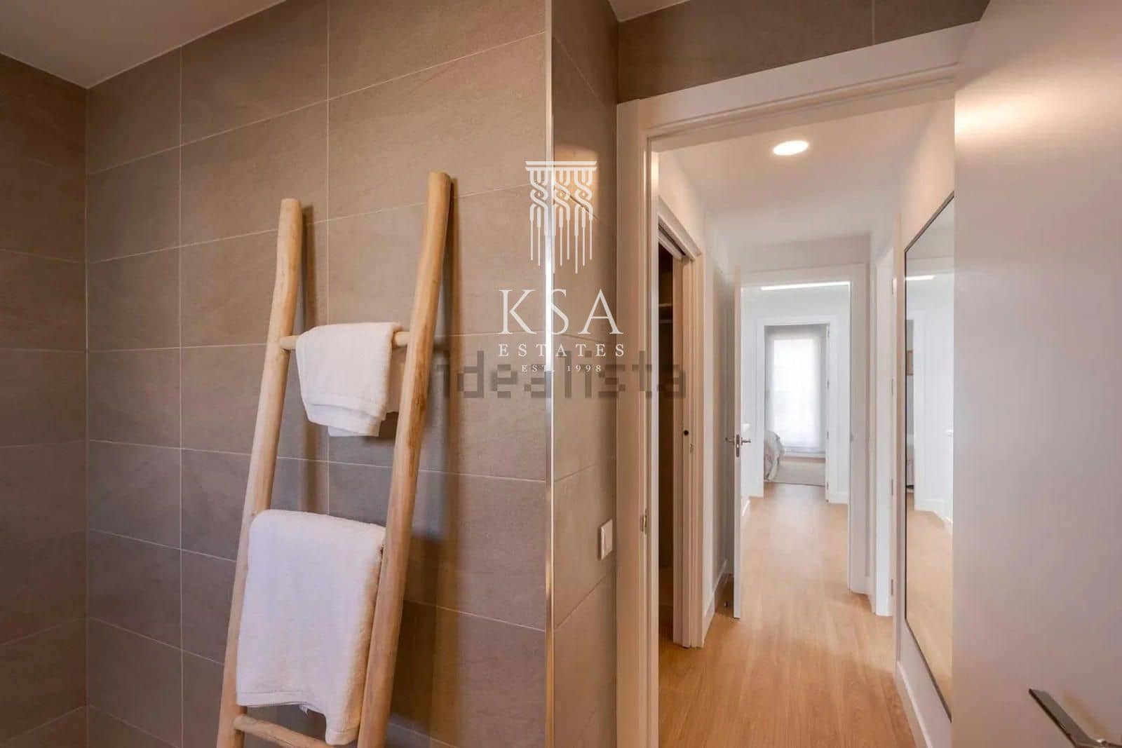 4 bedroom Villa for sale in Llucmajor with pool garage - € 850,000 (Ref: 9399995)