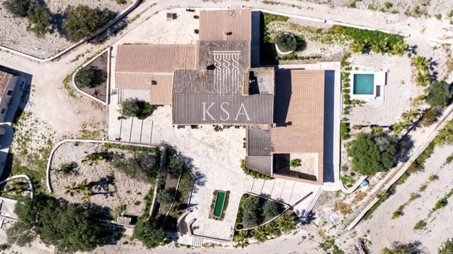 Finca/Casa Rural de 12 habitaciones en Montuïri en venta con piscina garaje - 7.000.000 € (Ref: 9503492)