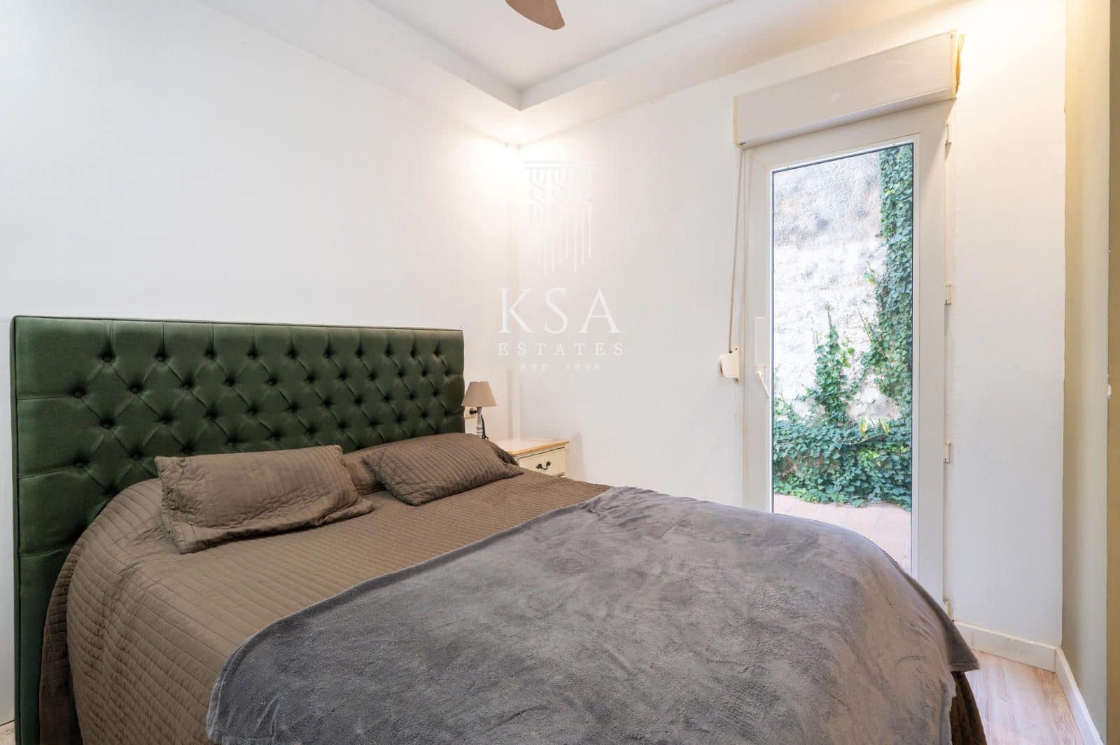 2 slaapkamer Flat te koop in Palma de Mallorca met zwembad - € 378.000 (Ref: 9622993)