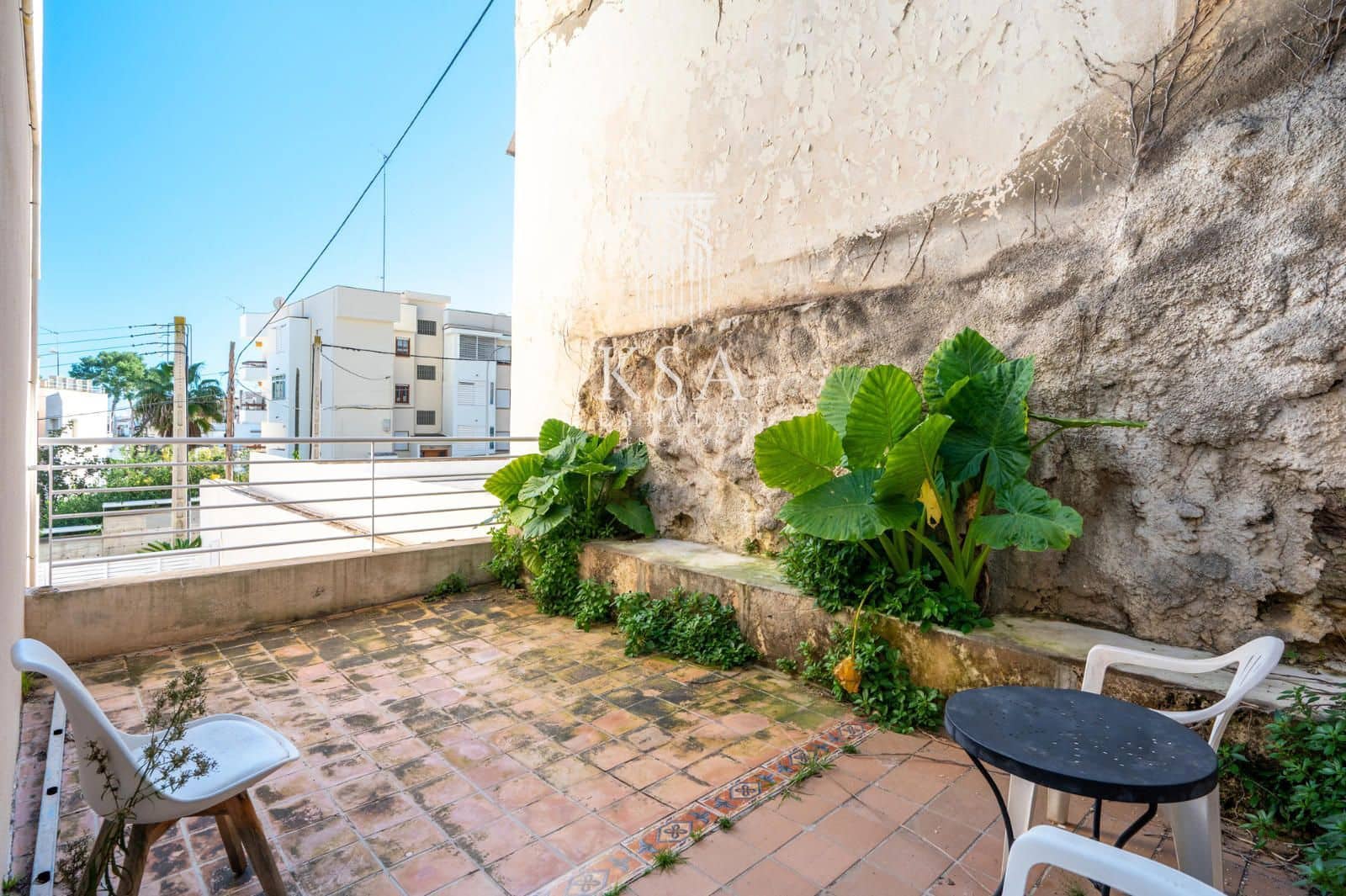 2 slaapkamer Flat te koop in Palma de Mallorca met zwembad - € 378.000 (Ref: 9622993)