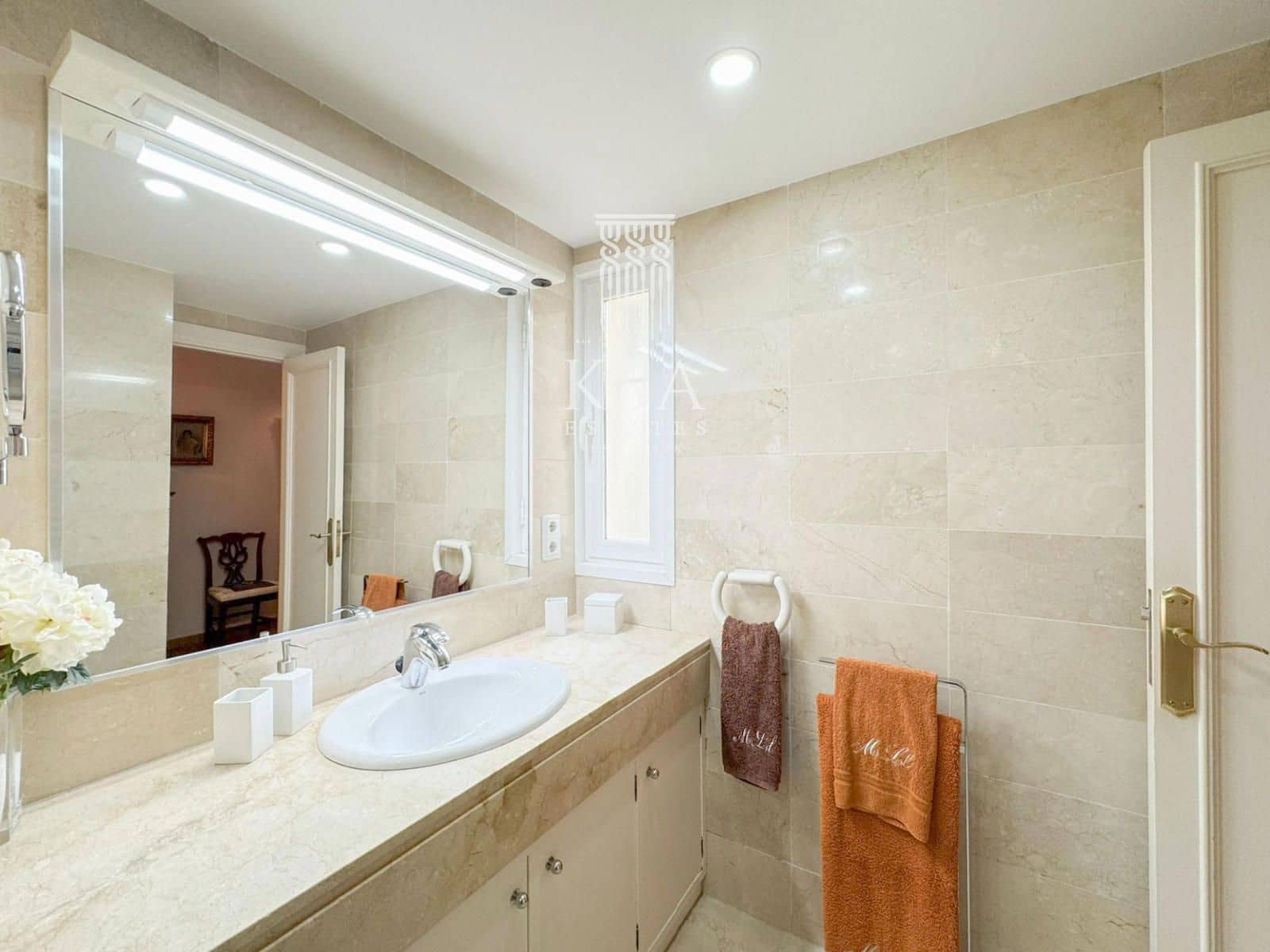 4 makuuhuone Asunto myytävänä paikassa Cas Catala mukana uima-altaan 
autotalli - 1 400 000 € (Ref: 9622994)