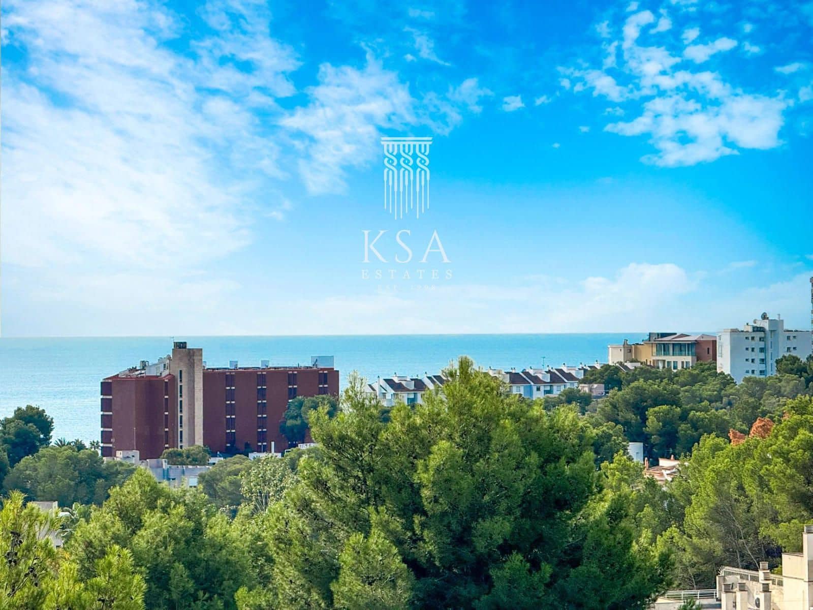 4 makuuhuone Asunto myytävänä paikassa Cas Catala mukana uima-altaan 
autotalli - 1 400 000 € (Ref: 9622994)