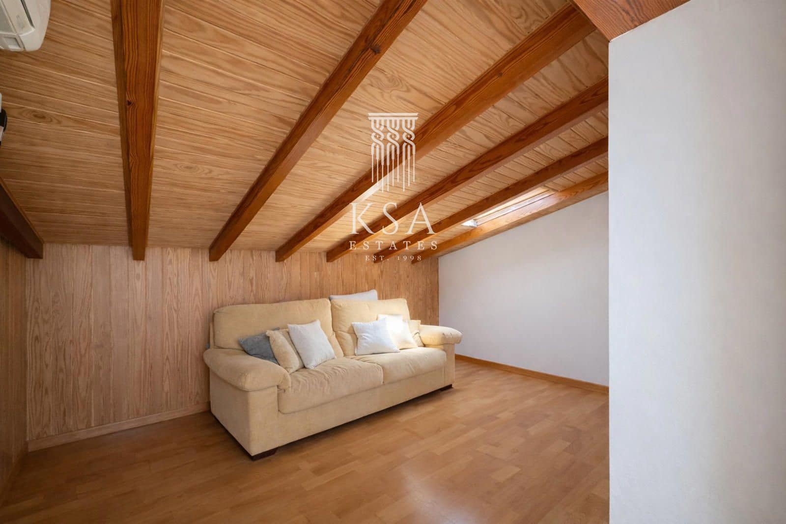 3 soverom Penthouse til salgs i Cas Catala med svømmebasseng garasje - € 1 180 000 (Ref: 9795721)