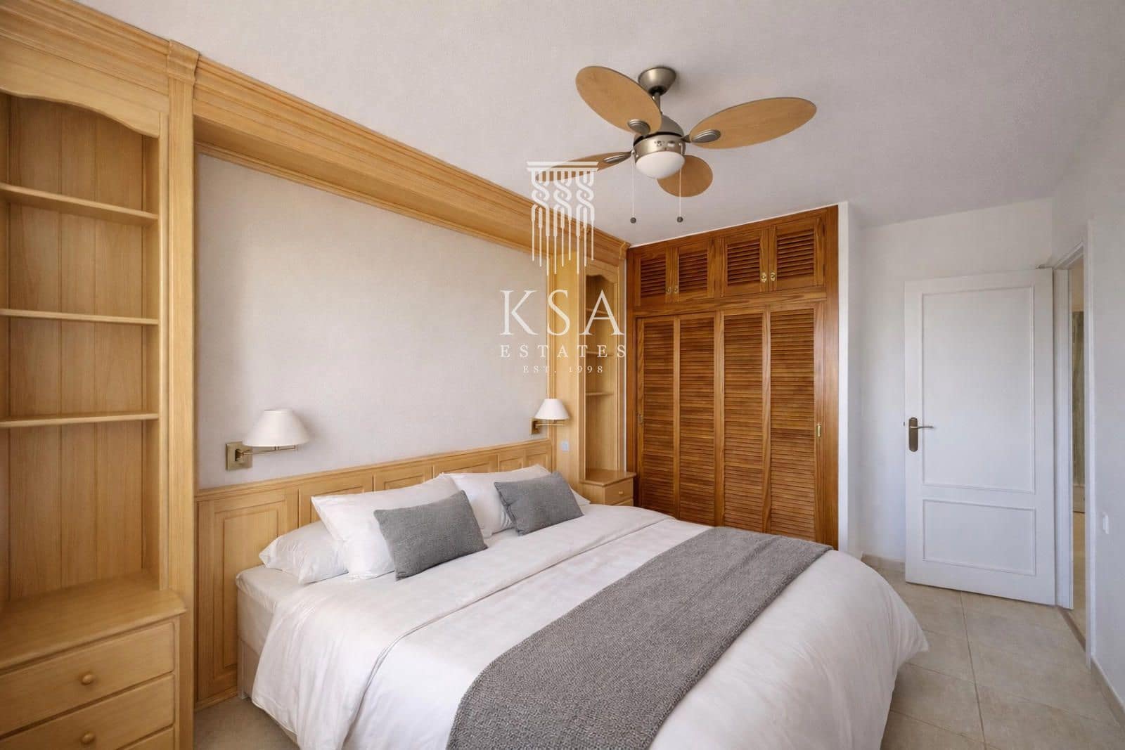 3 bedroom Penthouse for sale in Cas Catala with pool garage - € 1,180,000 (Ref: 9795721)