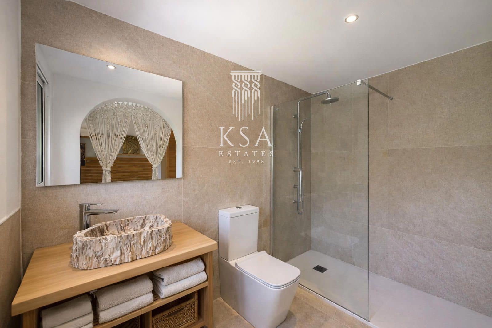 3 bedroom Penthouse for sale in Cas Catala with pool garage - € 1,180,000 (Ref: 9795721)