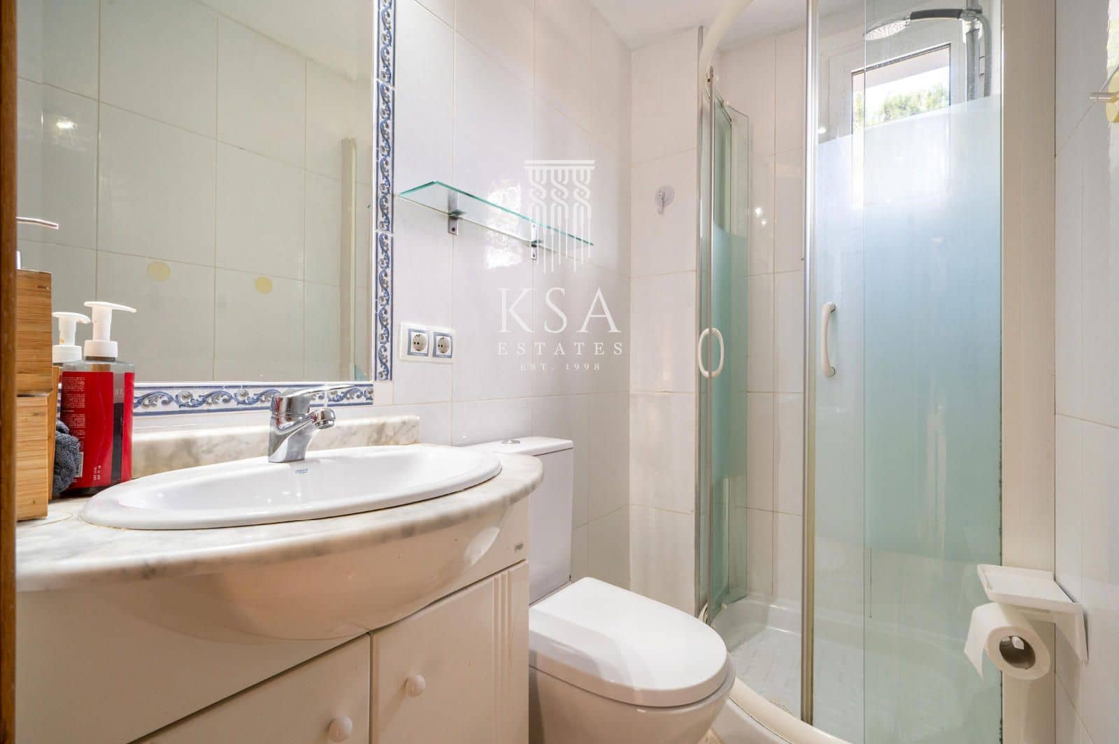 2 soverom Leilighet til leie i Illetas med garasje - € 1 800 (Ref: 9805864)