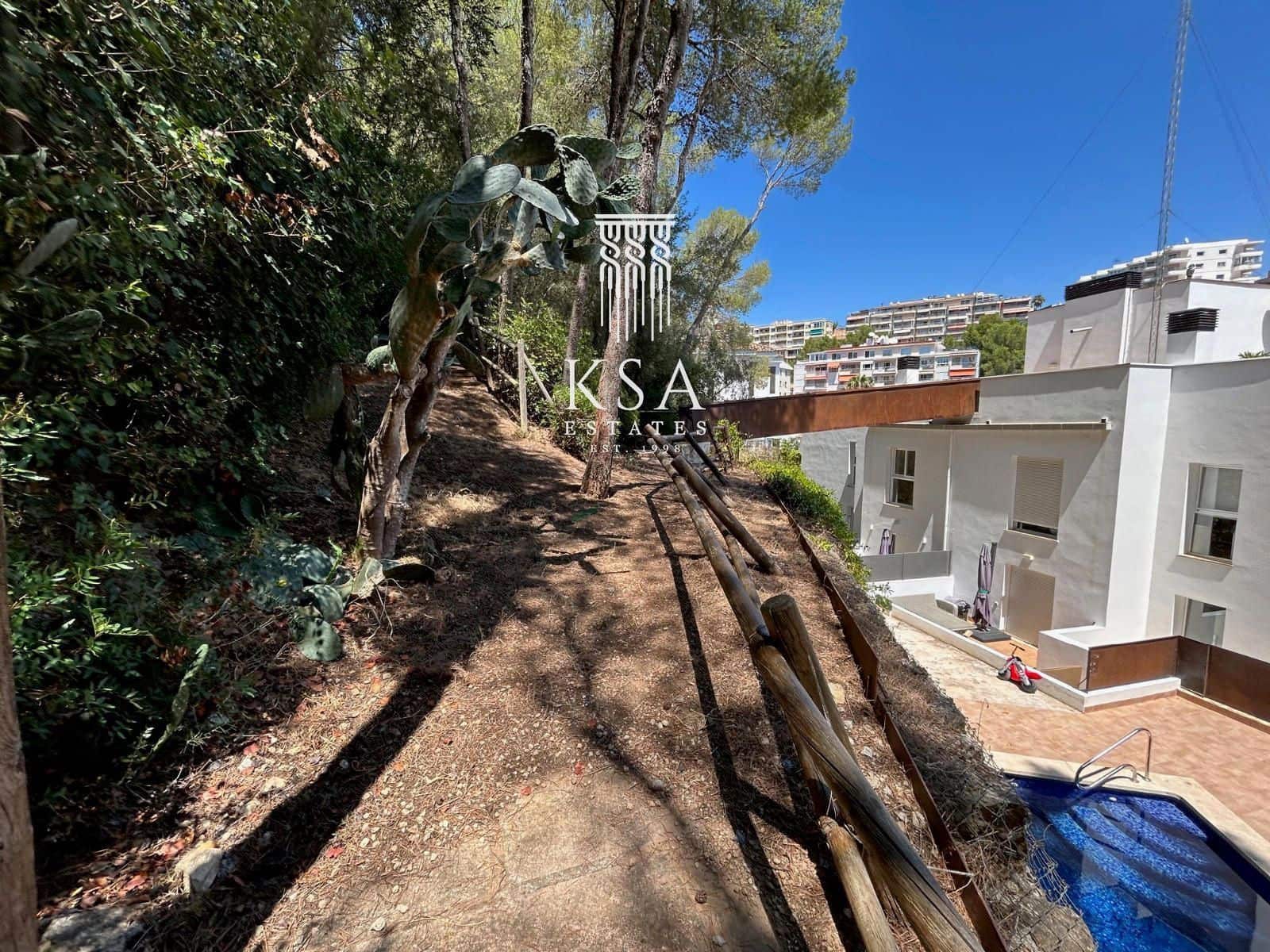 2 makuuhuone Asunto vuokrattavana paikassa Palma de Mallorca mukana uima-altaan 
autotalli - 1 600 € (Ref: 9821197)