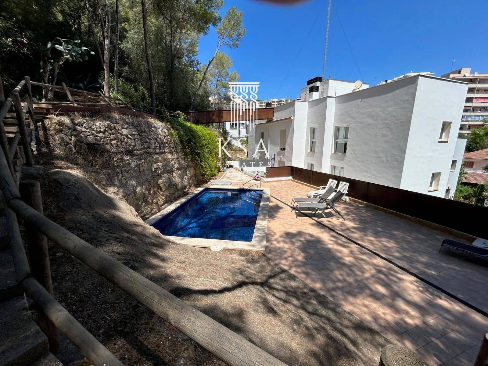 2 makuuhuone Asunto vuokrattavana paikassa Palma de Mallorca mukana uima-altaan 
autotalli - 1 600 € (Ref: 9821197)