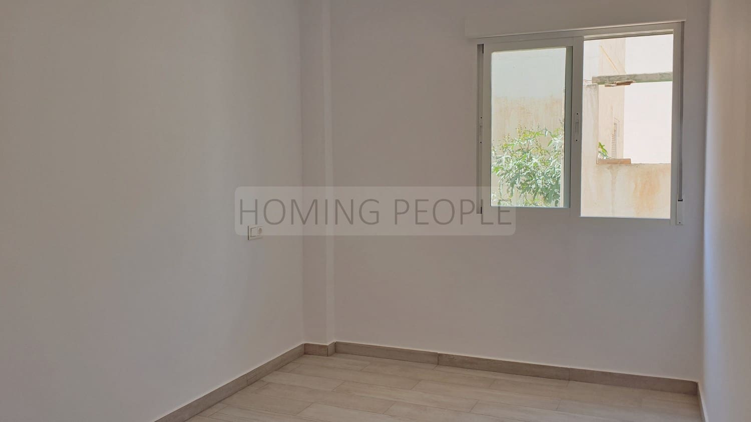 2 bedroom Flat for rent in La Herradura - € 800 (Ref: 10054807)