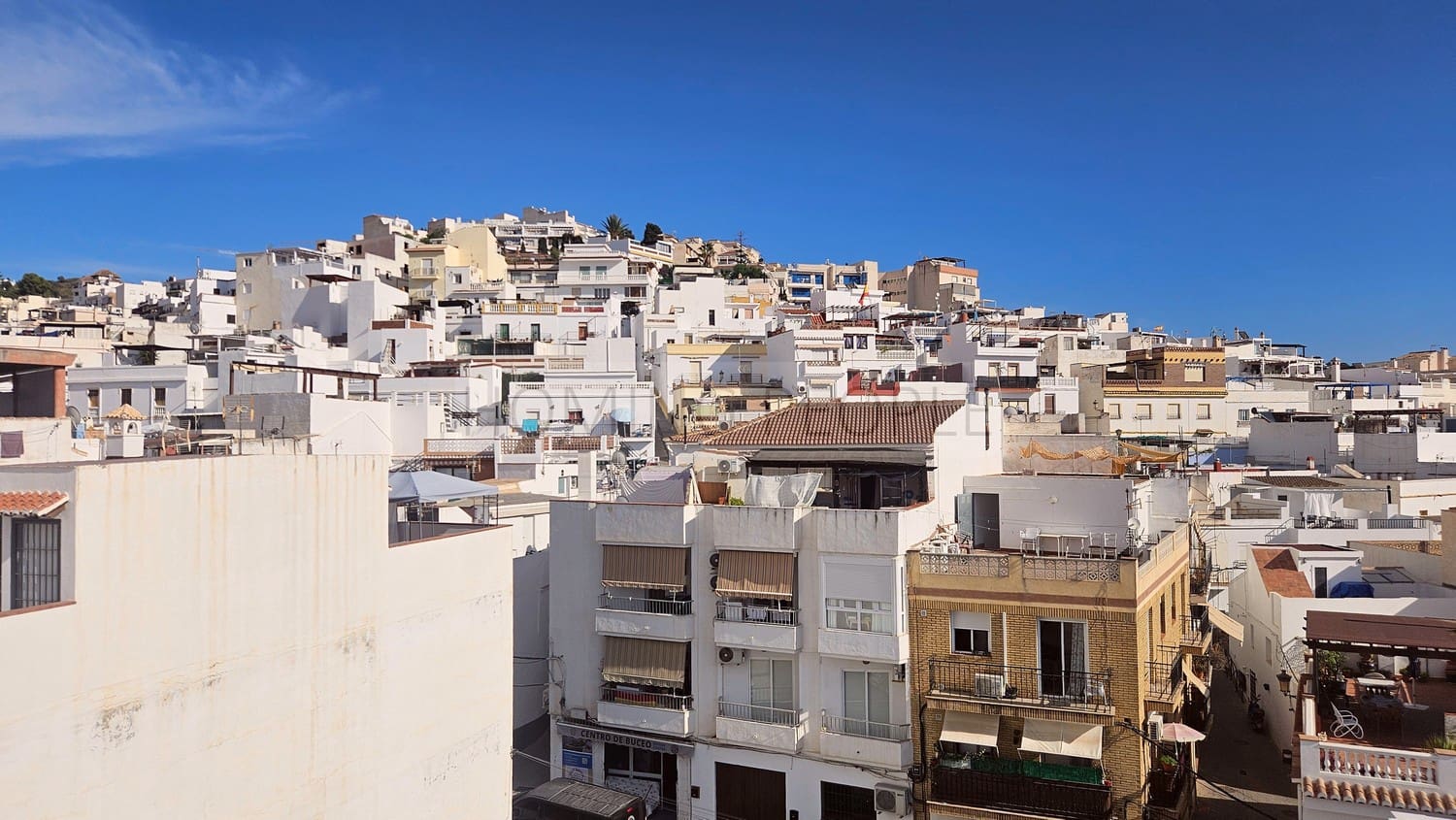 2 bedroom Flat for rent in La Herradura - € 800 (Ref: 10054807)