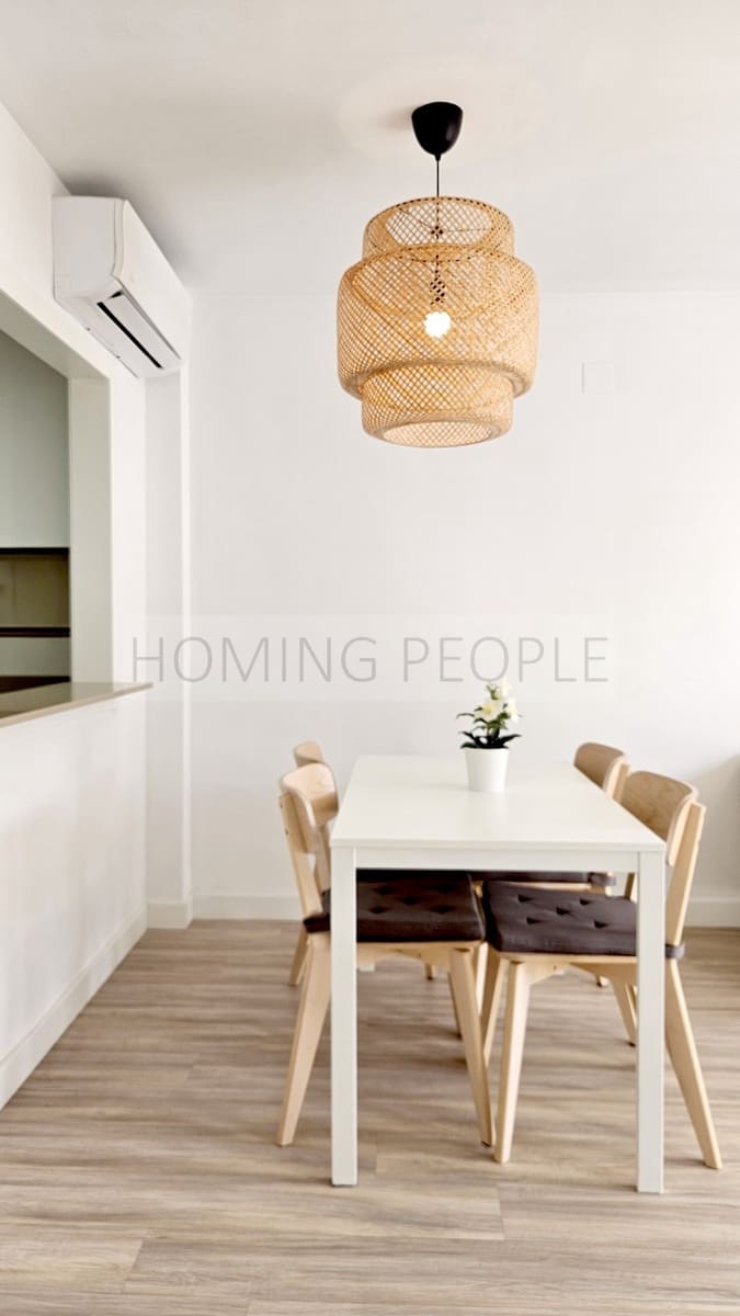 3 Zimmer Wohnung zu vermieten in La Herradura mit Garage - 1.300 € (Ref: 10075385)