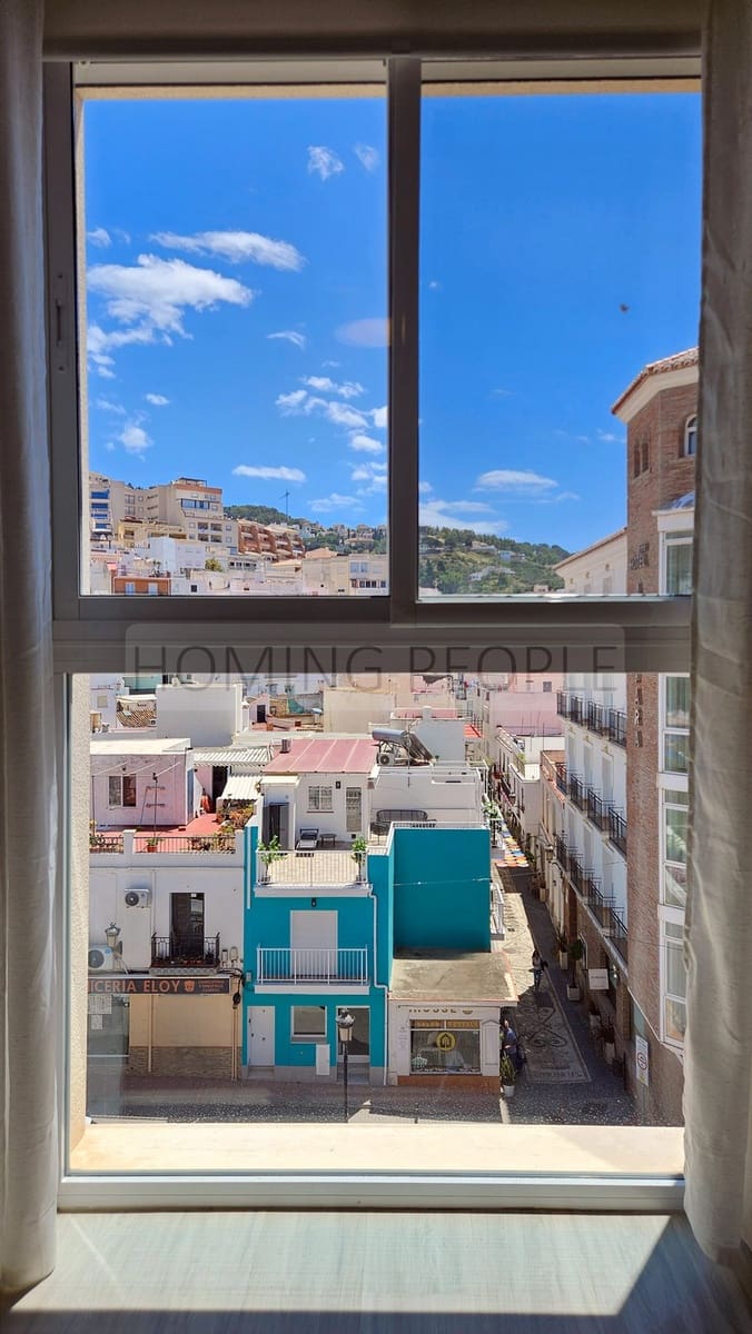 3 Zimmer Wohnung zu vermieten in La Herradura mit Garage - 1.300 € (Ref: 10075385)