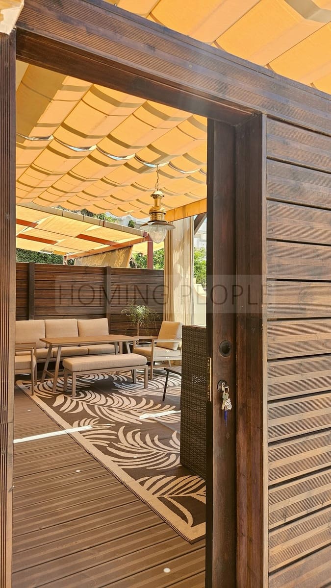 3 quarto Apartamento para arrendar em Almunecar - 1 800 € (Ref: 10077687)
