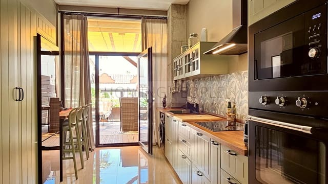 3 quarto Apartamento para arrendar em Almuñécar - 1 800 € (Ref: 10077687)