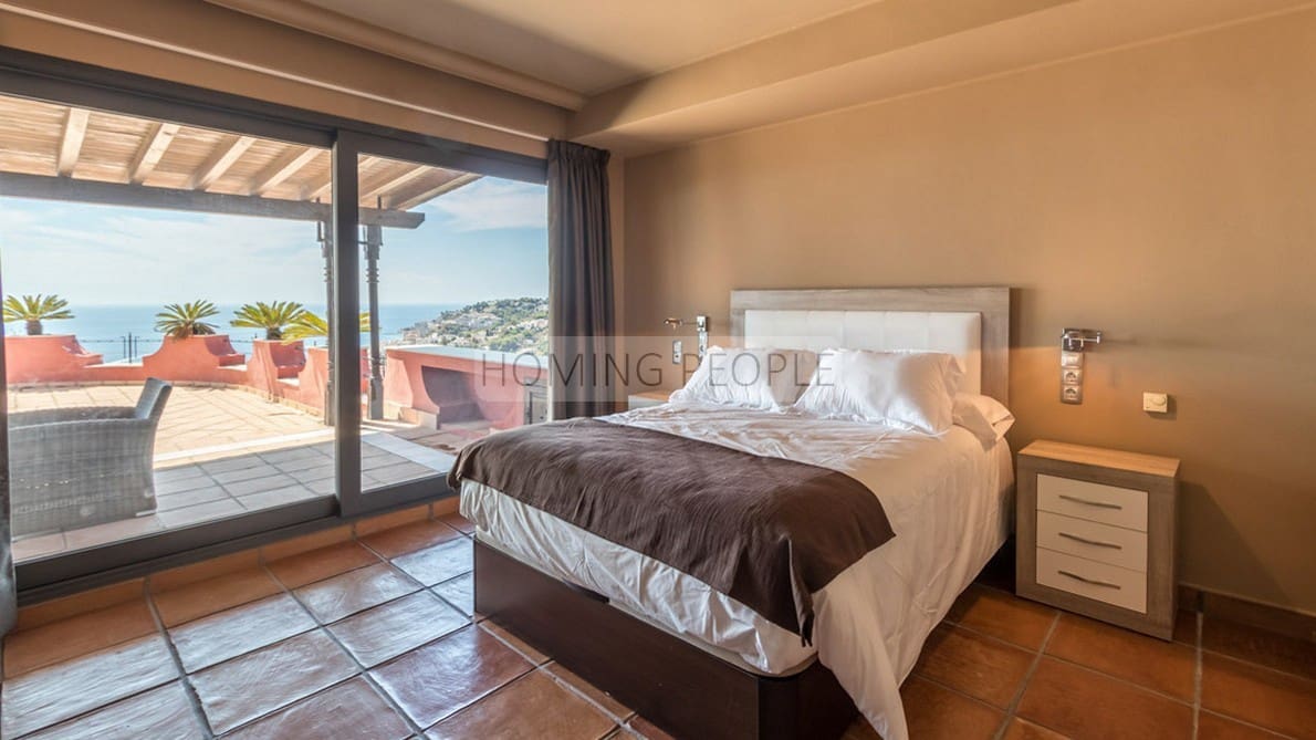 5 bedroom Villa for sale in Almunecar with pool - € 1,400,000 (Ref: 7622605)