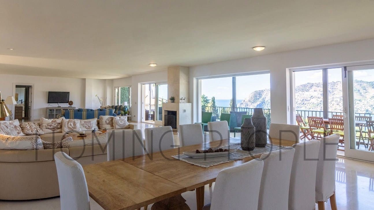 7 soveværelse Villa til leje i La Herradura med swimmingpool - € 12.000 (Ref: 8305143)