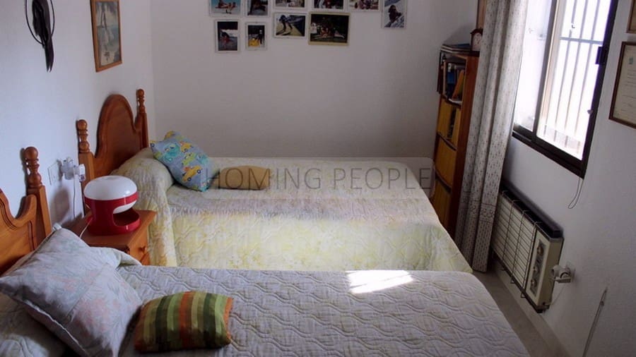 6 bedroom Villa for sale in Almunecar - € 650,000 (Ref: 8338285)