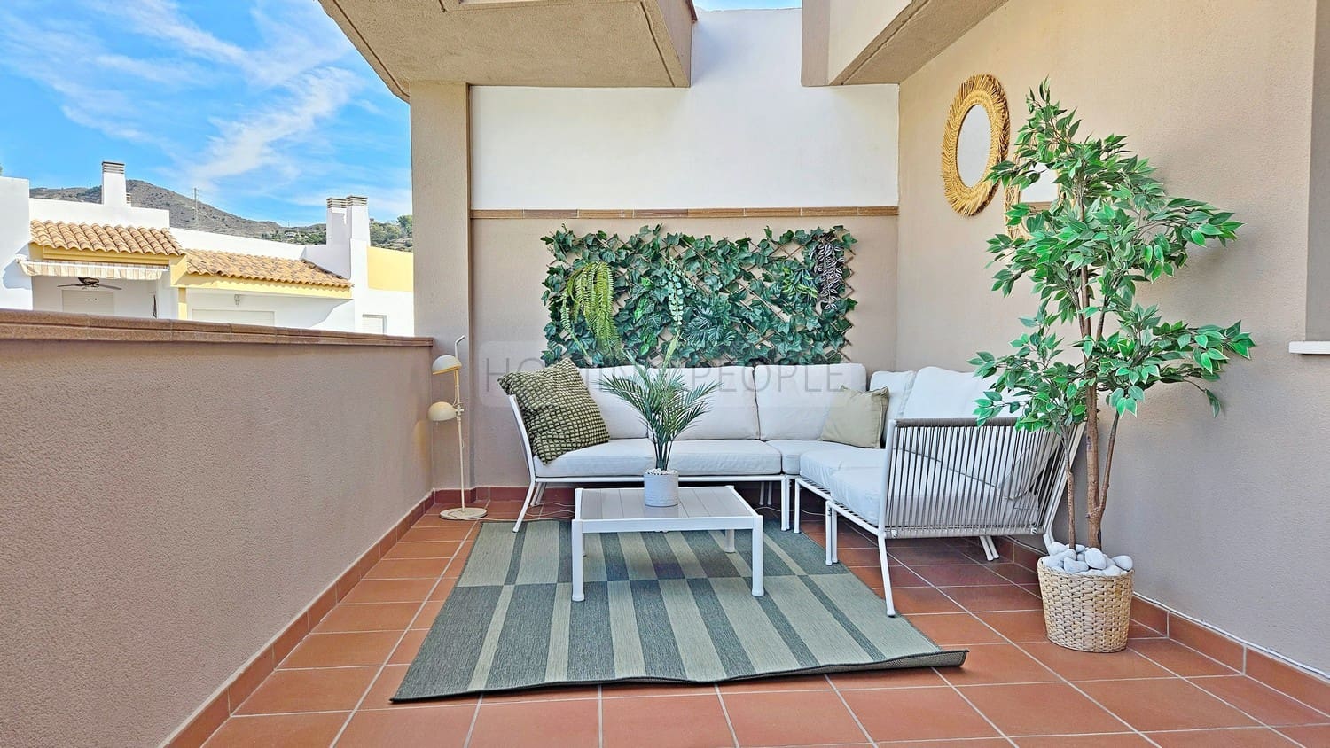 2 soveværelse Penthouse til leje i La Herradura med garage - € 1.700 (Ref: 8579448)