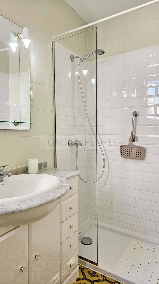 2 slaapkamer Strandappartement te huur in Almunecar - € 1.100 (Ref: 8917619)