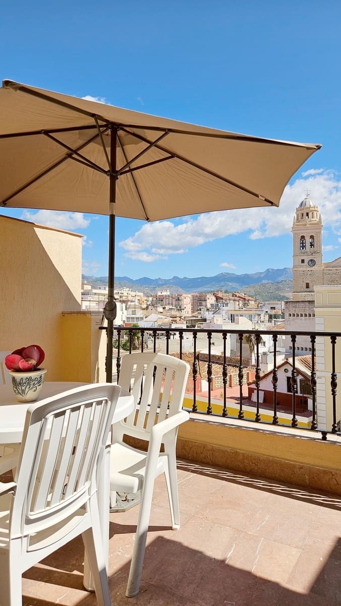 2 slaapkamer Strandappartement te huur in Almunecar - € 1.100 (Ref: 8917619)