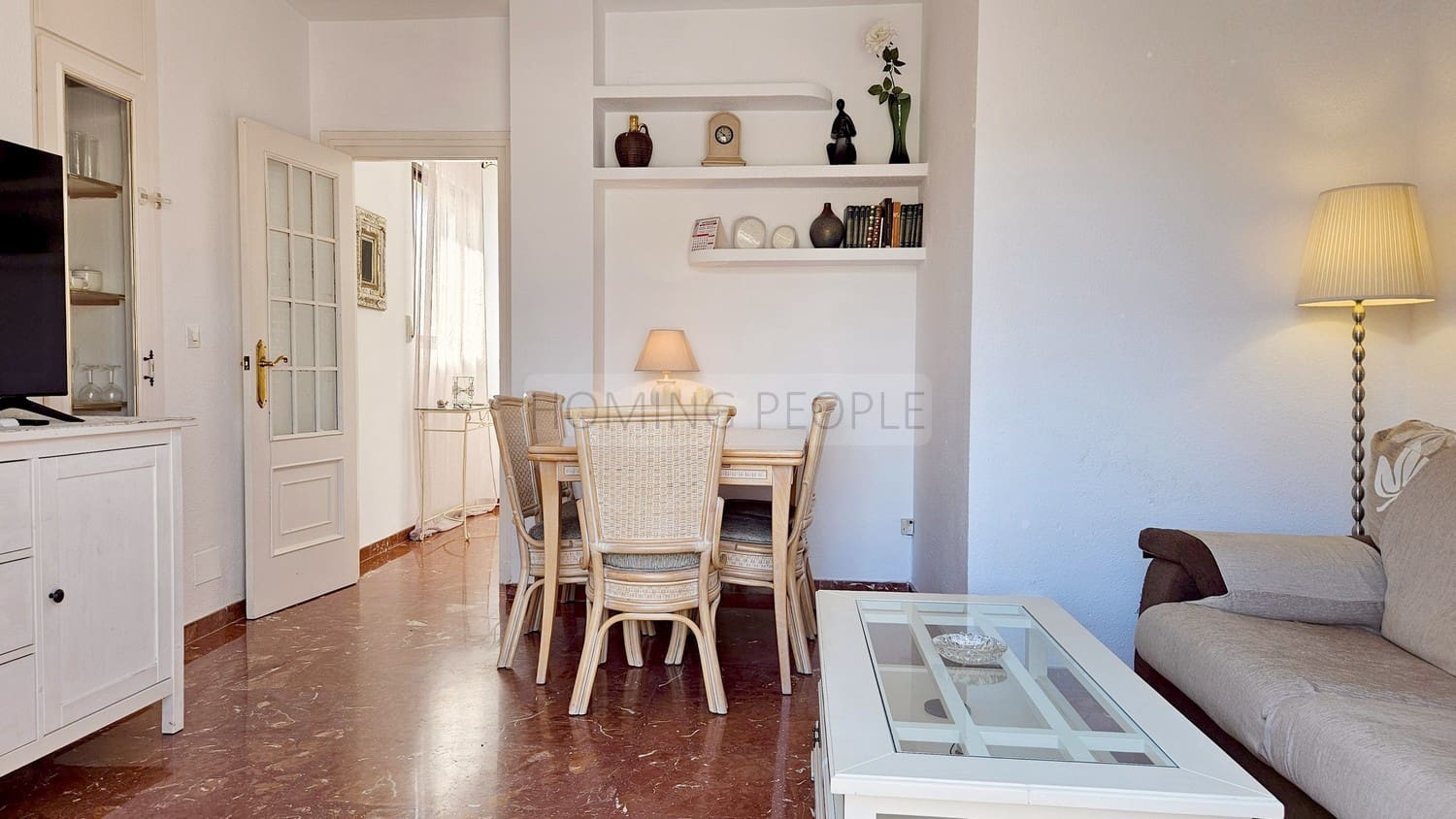 2 slaapkamer Strandappartement te huur in Almunecar - € 1.100 (Ref: 8917619)