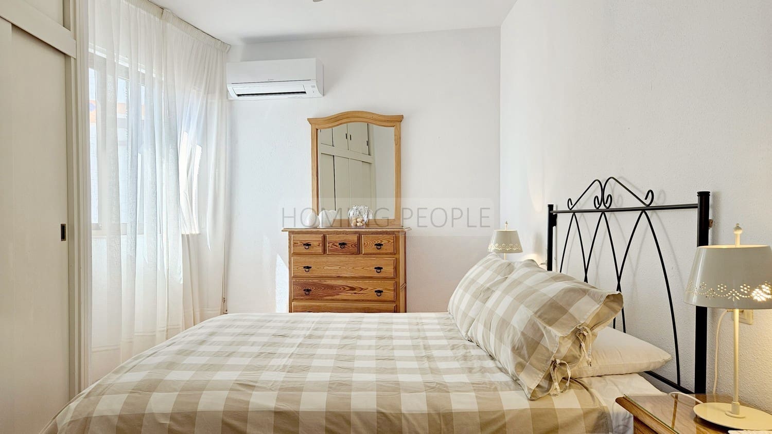 2 slaapkamer Strandappartement te huur in Almunecar - € 1.100 (Ref: 8917619)