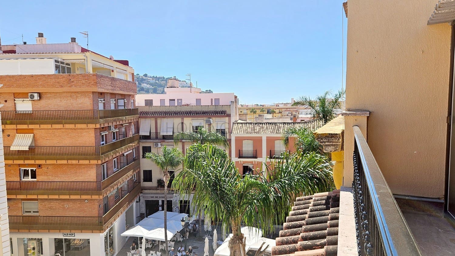 2 slaapkamer Strandappartement te huur in Almunecar - € 1.100 (Ref: 8917619)