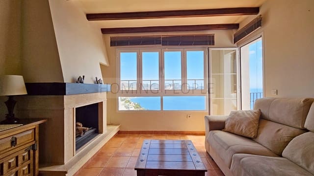 4 slaapkamer Rijtjeshuis te koop in La Herradura, Almuñécar met garage - € 365.000 (Ref: 9251908)