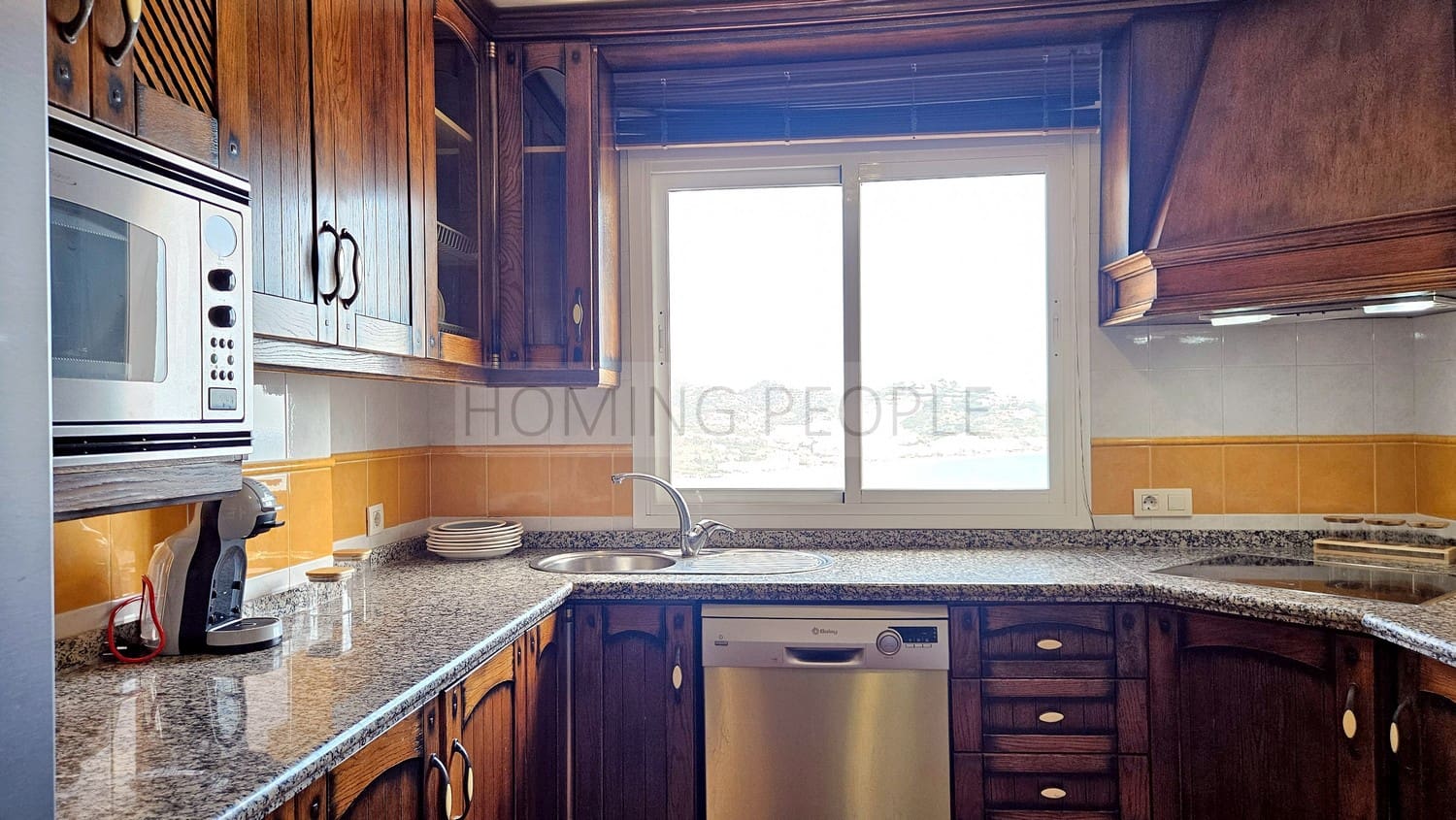 4 makuuhuone Rivitalo myytävänä paikassa La Herradura mukana 
autotalli - 365 000 € (Ref: 9251908)