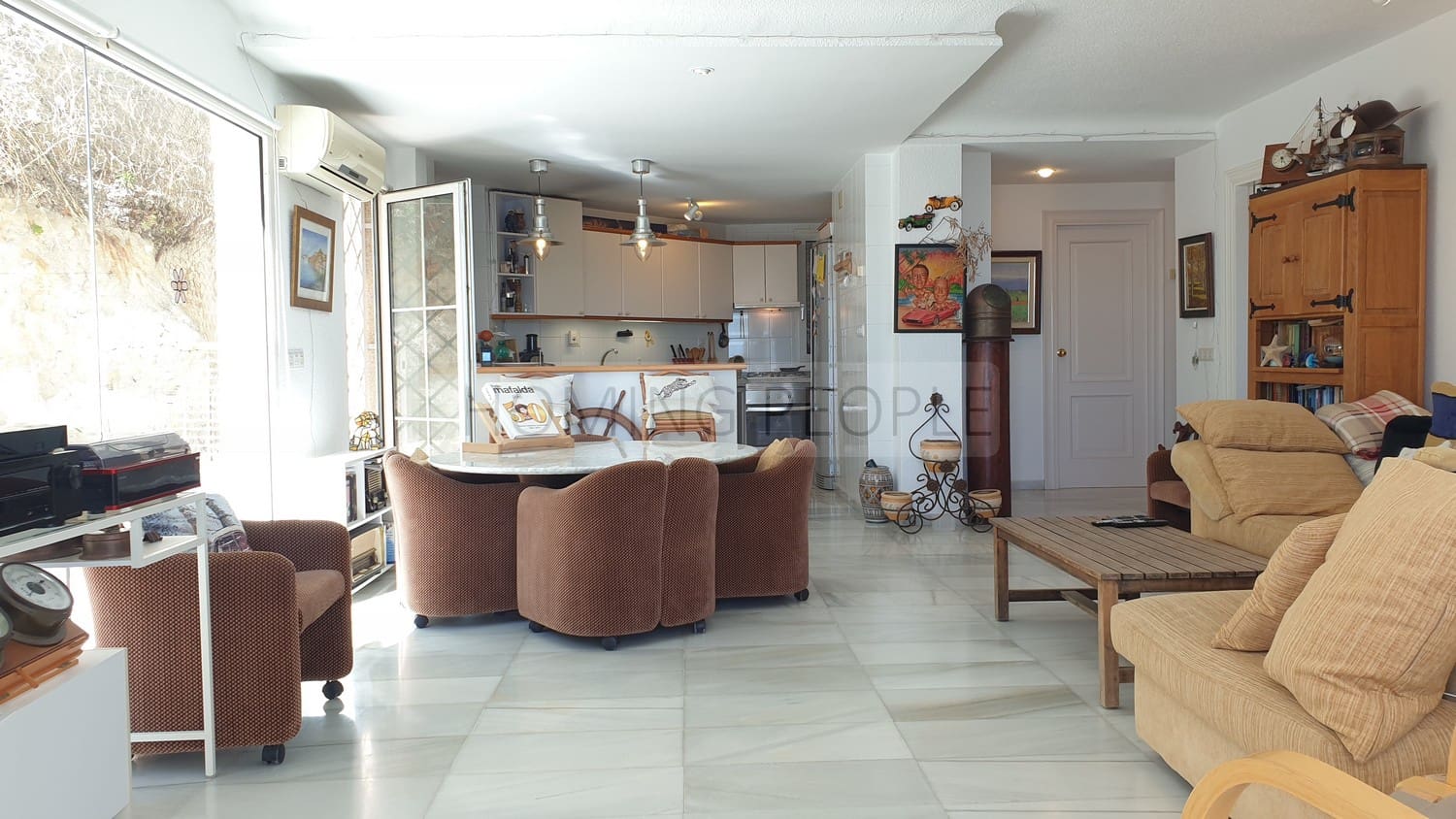 2 makuuhuone Asunto myytävänä paikassa Cotobro - 675 000 € (Ref: 9303171)