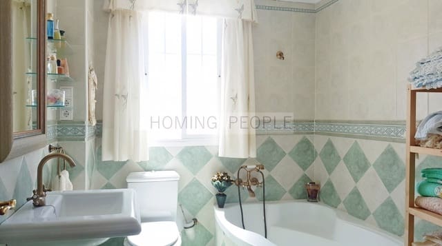 2 sovrum Villa att hyra i La Herradura, Almuñécar med pool garage - 1 300 € (Ref: 9382425)