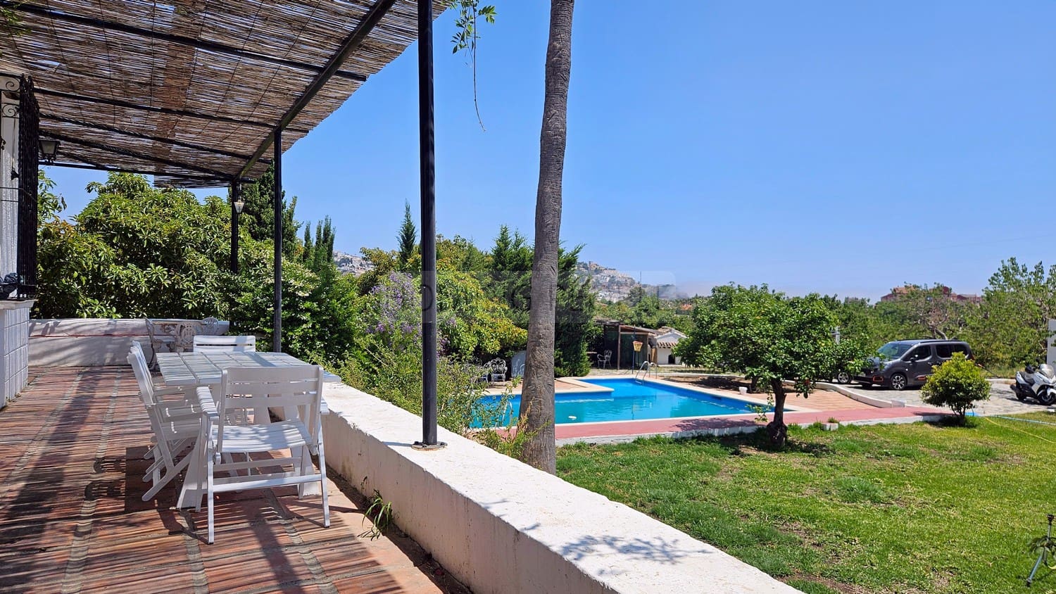 5 quarto Casa em Banda para arrendar em Almunecar com piscina - 2 300 € (Ref: 9395779)