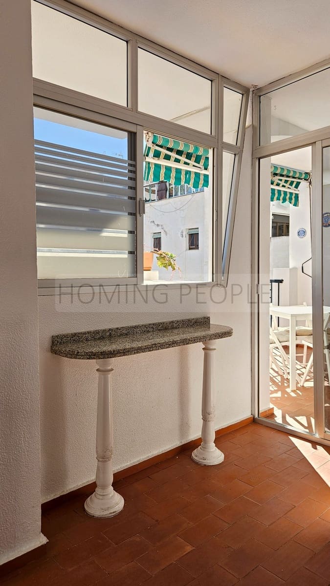 3 soverom Leilighet til leie i Almunecar med svømmebasseng - € 1 000 (Ref: 9426938)