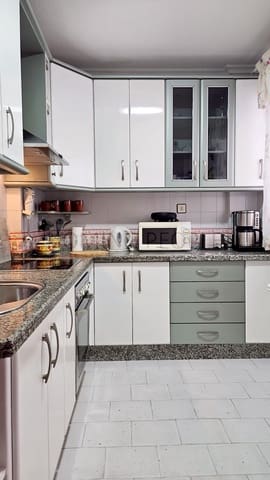 3 soverom Leilighet til leie i Almuñécar med svømmebasseng - € 1 000 (Ref: 9426938)