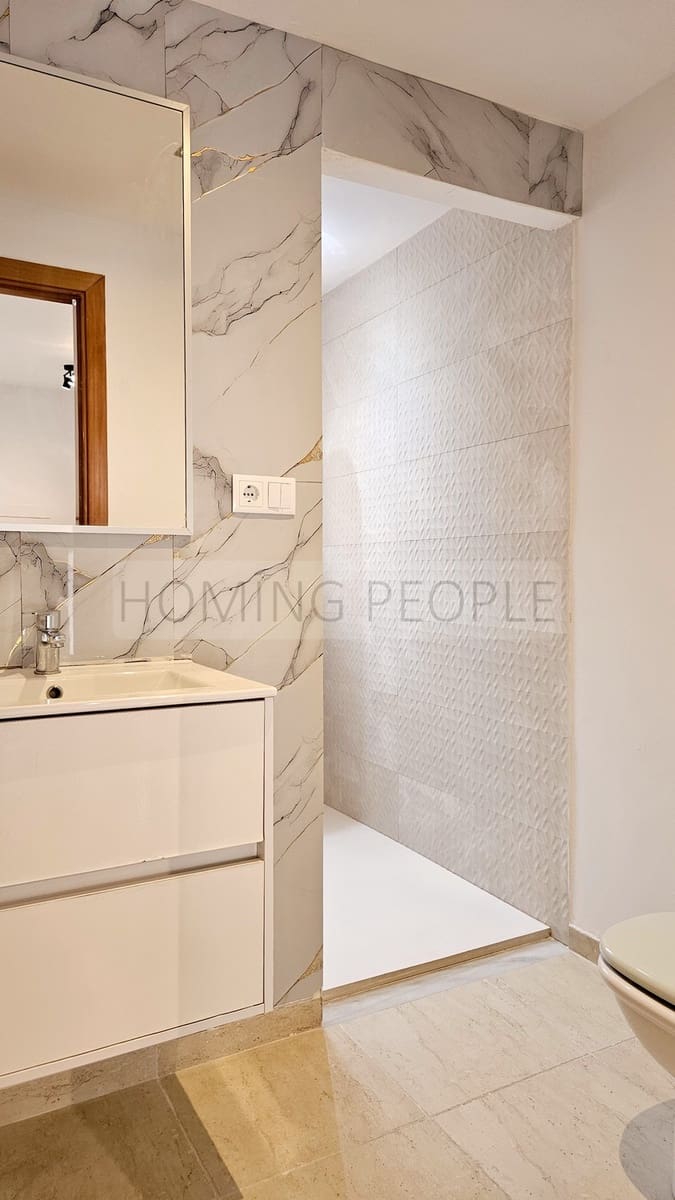 2 quarto Apartamento para arrendar em Almunecar com piscina garagem - 1 200 € (Ref: 9451983)