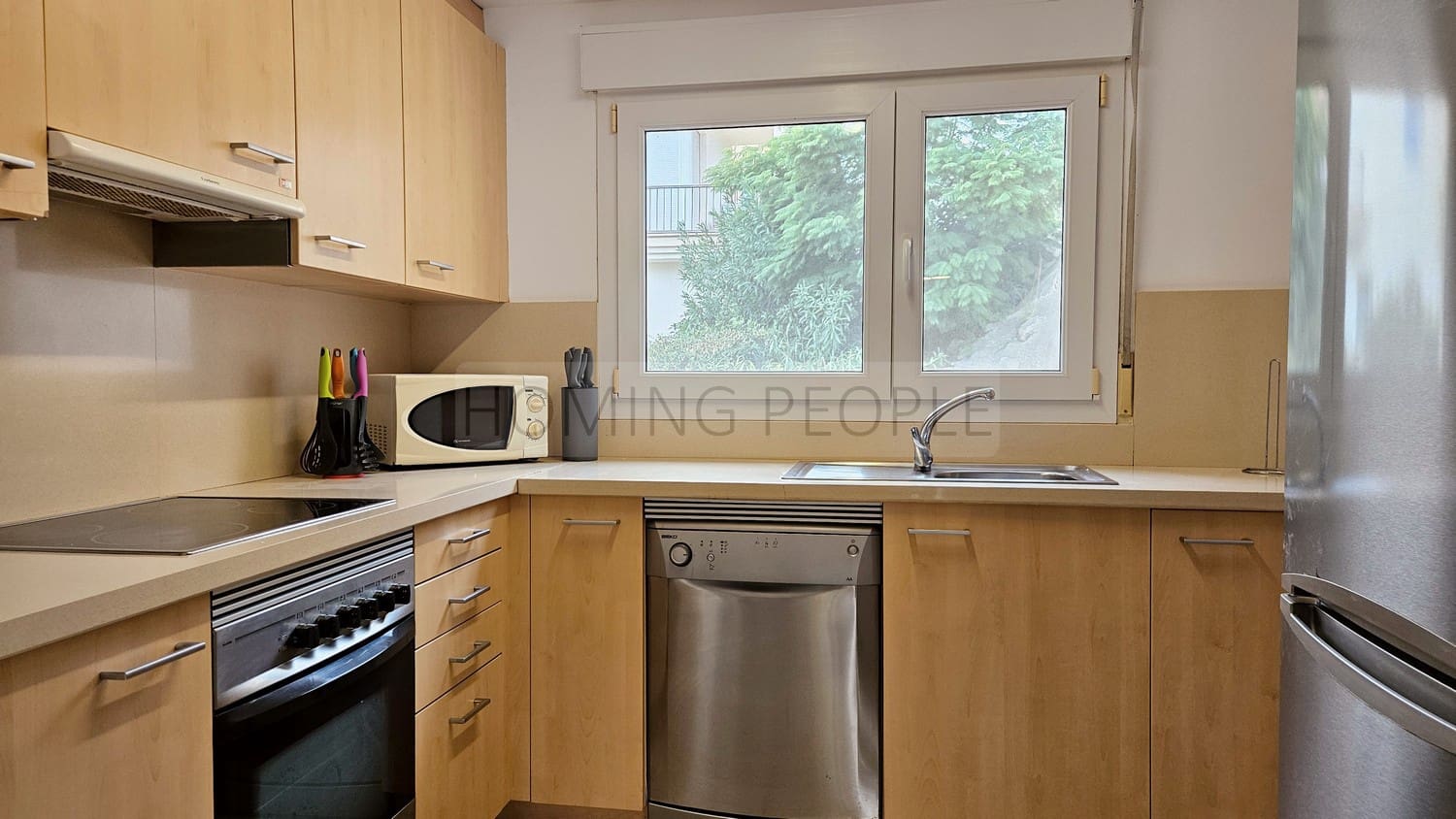 2 quarto Apartamento para arrendar em Almunecar com piscina garagem - 1 200 € (Ref: 9451983)