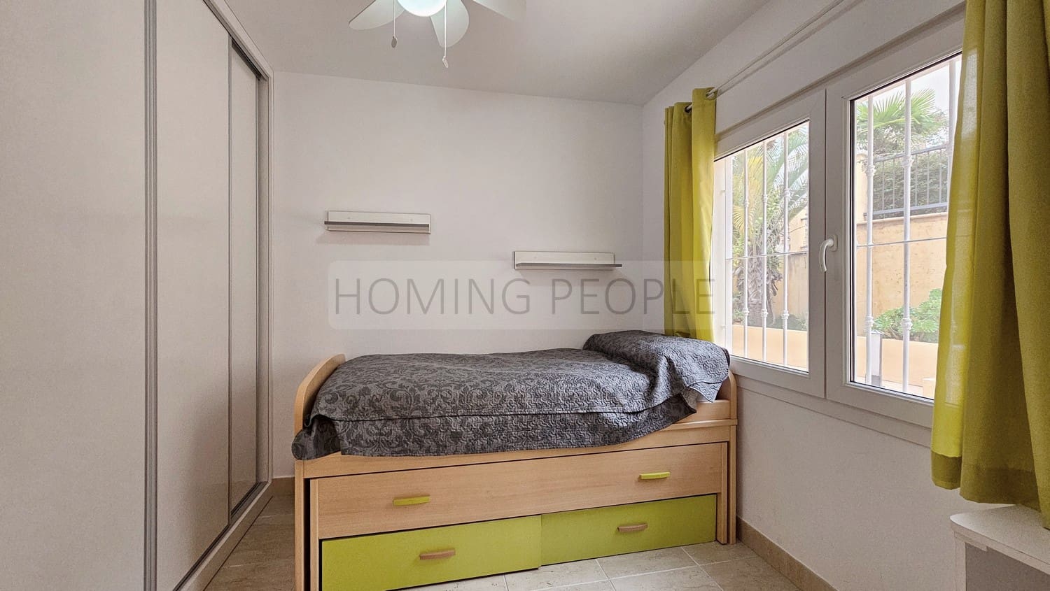 2 quarto Apartamento para arrendar em Almunecar com piscina garagem - 1 200 € (Ref: 9451983)