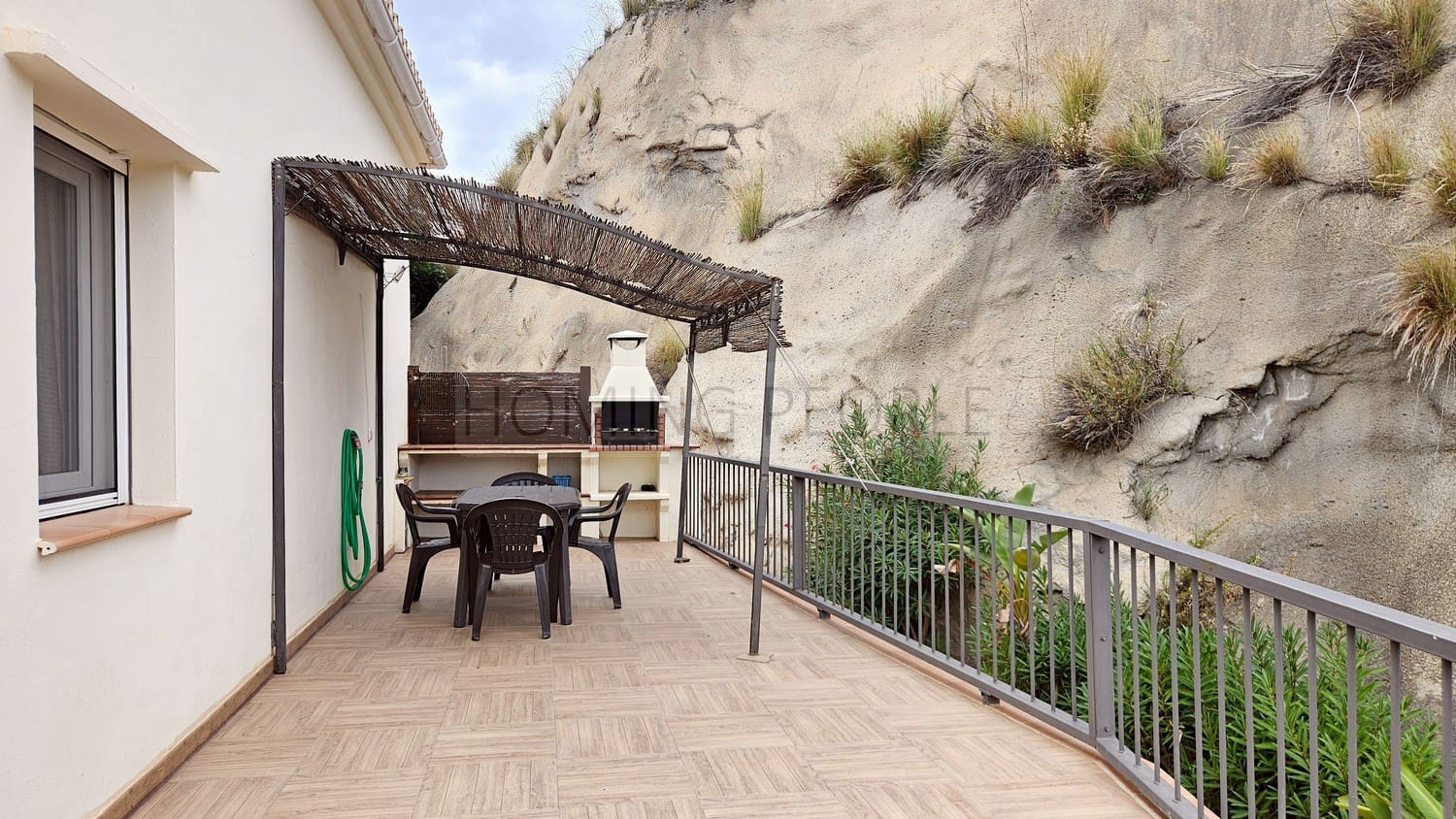 2 quarto Apartamento para arrendar em Almunecar com piscina garagem - 1 200 € (Ref: 9451983)